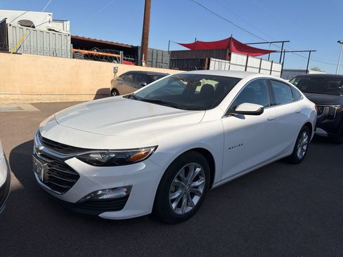 Used 2023 Chevrolet Malibu LT FWD image 4