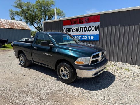 Used 2011 RAM 1500 ST w/ SXT Appearance Group RWD image 3