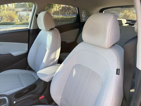 Used 2023 Hyundai Kona SEL image 26