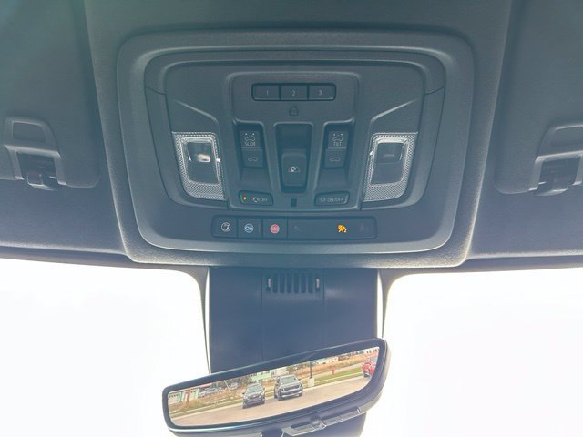 Used 2025 GMC Sierra 3500 Denali Ultimate AWD/4WD image 16