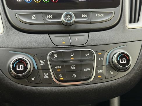 Used 2024 Chevrolet Malibu LT FWD image 23