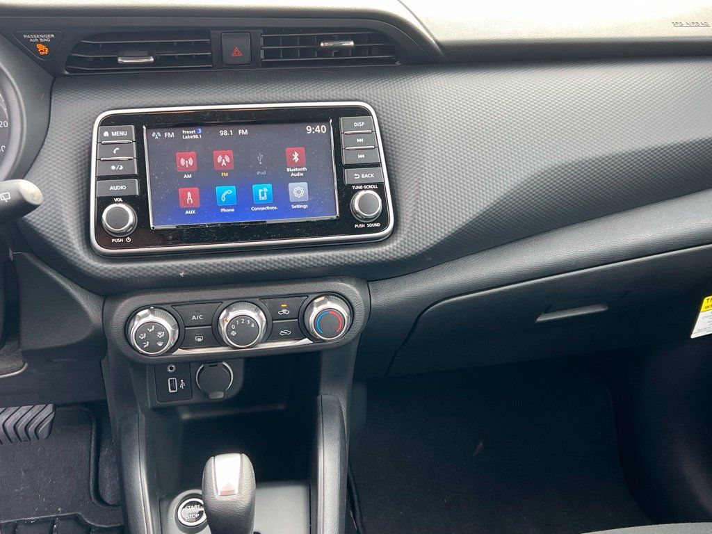 Certified 2025 Nissan Kicks Play S FWD image 19