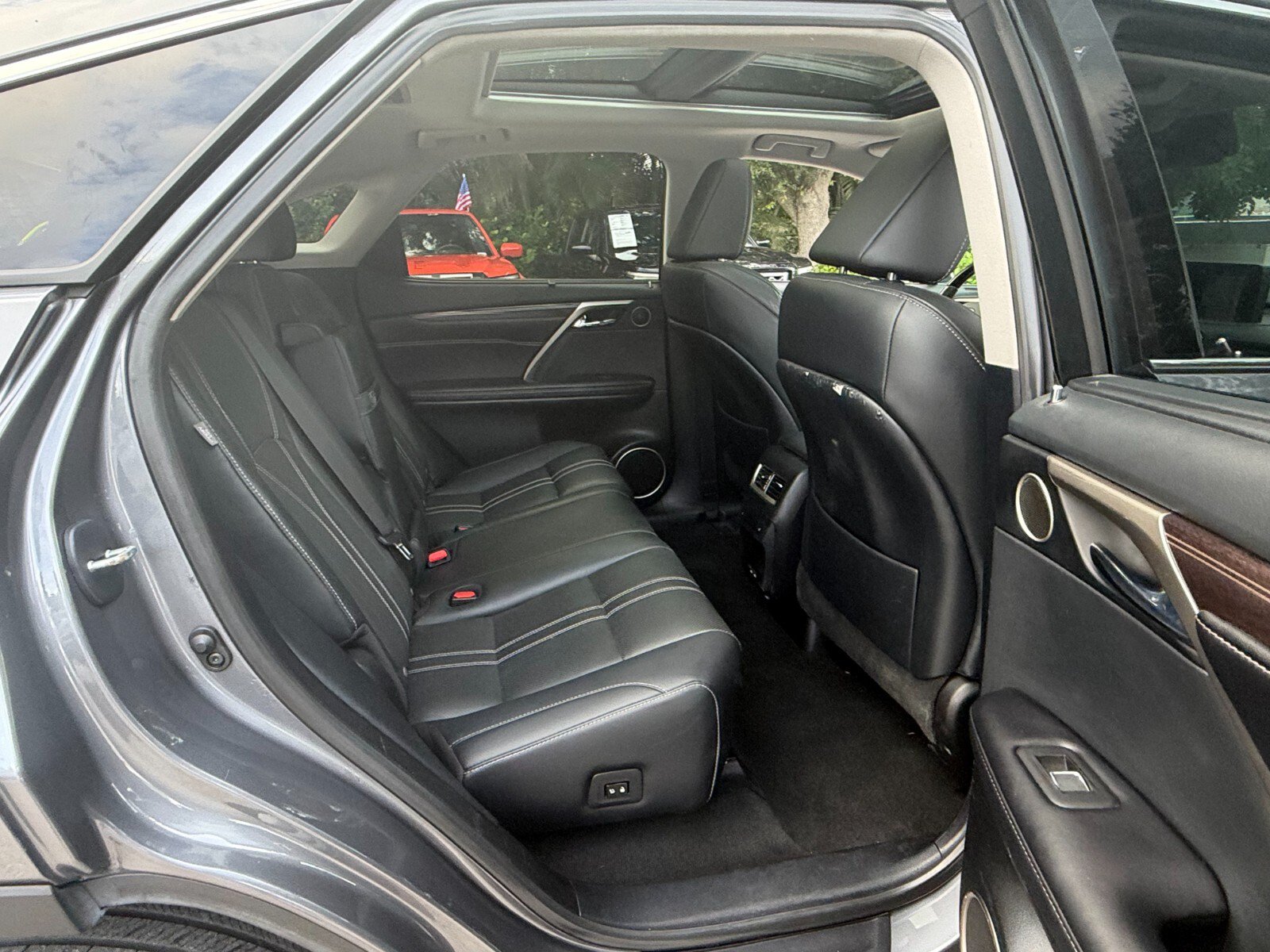 Used 2020 Lexus RX 350 FWD w/ Luxury Package image 16