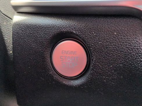 Used 2024 Kia Sorento LX FWD image 25