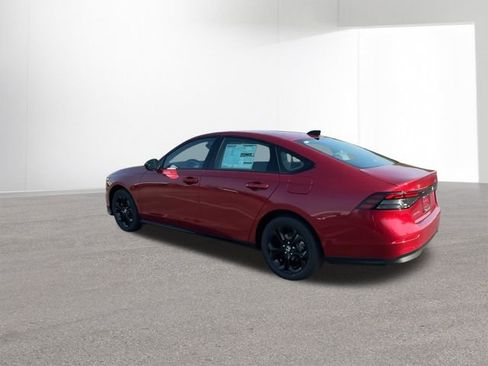 New 2025 Honda Accord SE image 6