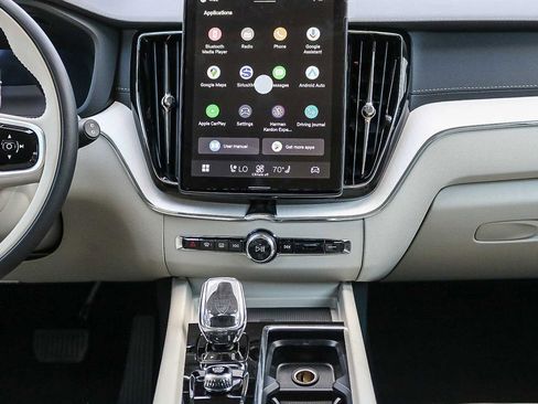 New 2026 Volvo XC60 B5 Ultra w/ Protection Package Premier image 15