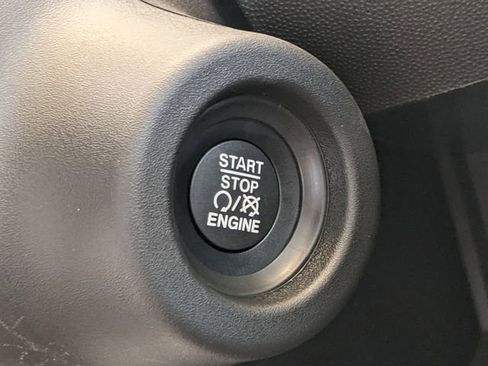 New 2026 RAM ProMaster 2500 w/ Premium Convenience Group image 22