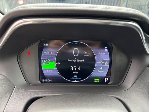 Used 2023 Chevrolet Bolt EUV LT FWD image 19