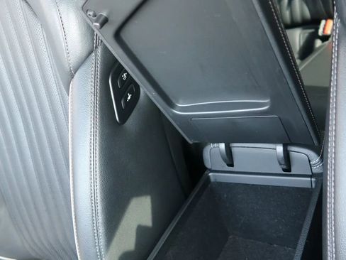 Used 2021 Genesis G70 3.3T image 30