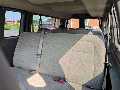 Used 2025 Chevrolet Express 3500 LT w/ LT Preferred Equipment Group RWD image 14