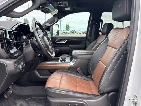 Certified 2024 Chevrolet Silverado 3500 High Country w/ High Country Premium Package AWD/4WD image 9