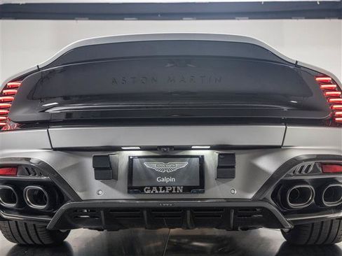 Used 2025 Aston Martin Vanquish RWD image 37