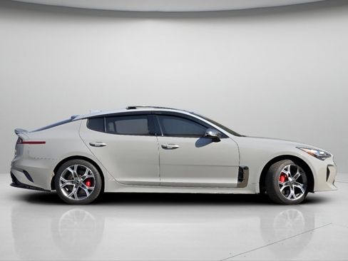 Used 2019 Kia Stinger GT2 AWD/4WD image 24