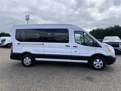 Used 2019 Ford Transit 350 XLT RWD image 4