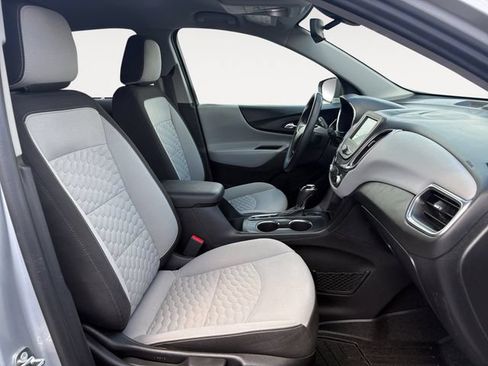 Used 2018 Chevrolet Equinox LT AWD/4WD image 15