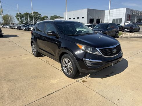 Used 2014 Kia Sportage LX image 8