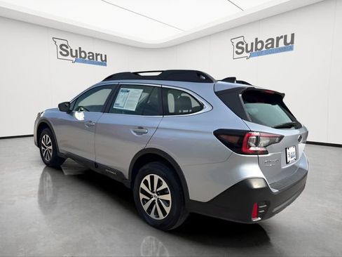 Used 2020 Subaru Outback 2.5i image 5