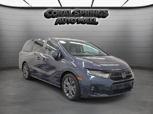 Certified 2025 Honda Odyssey Touring image 1