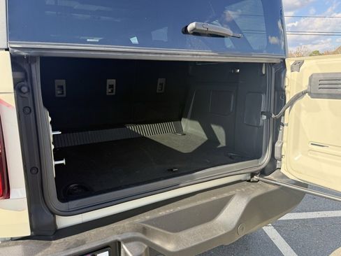 Used 2025 Ford Bronco Big Bend image 5