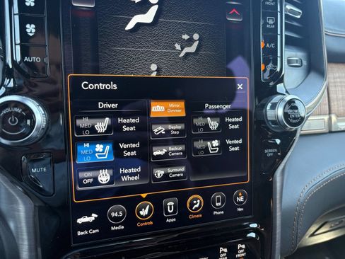 Used 2020 RAM 1500 Limited AWD/4WD image 29