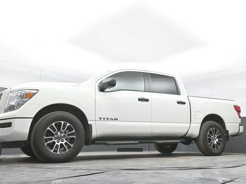 Used 2024 Nissan Titan SV w/ Accessory Utility Package image 42