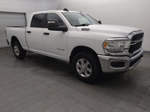 Used 2023 RAM 2500 Big Horn w/ Level 1 Equipment Group RWD image 11