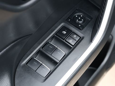 Used 2024 Toyota RAV4 XLE image 26