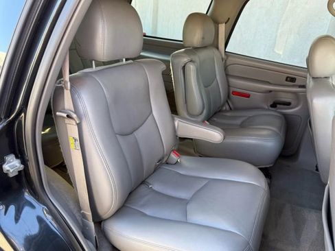 Used 2005 GMC Yukon SLT w/ SLT Preferred Equipment Group image 34