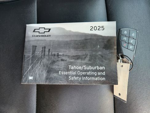 Used 2025 Chevrolet Tahoe Z71 image 41