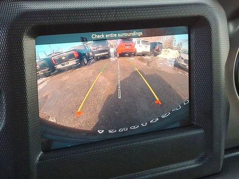 Used 2021 Jeep Wrangler Unlimited Sport image 18