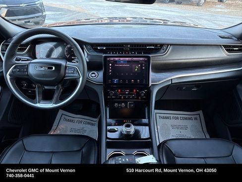 Used 2025 Jeep Grand Cherokee L Limited image 14