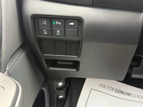 Used 2022 Honda CR-V Touring image 19