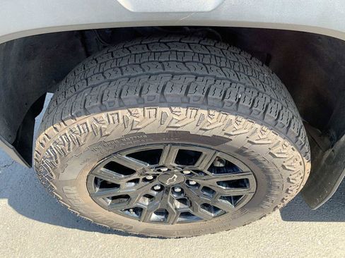 Certified 2025 Chevrolet Colorado Trail Boss AWD/4WD image 31