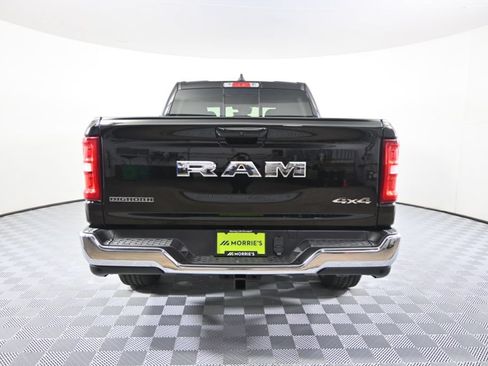Used 2025 RAM 1500 Big Horn AWD/4WD image 5