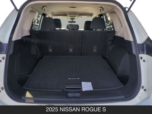 Certified 2025 Nissan Rogue S image 19