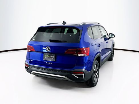 Used 2024 Volkswagen Taos SE image 9