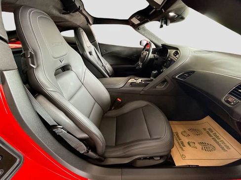 Used 2019 Chevrolet Corvette Z06 RWD image 26