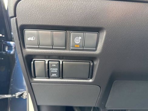 Used 2021 Nissan Armada SL w/ Captain's Chairs Package RWD image 58