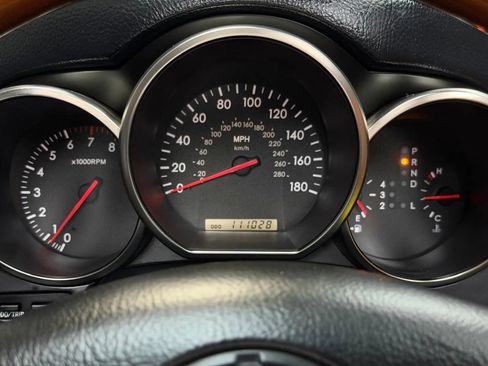 Used 2004 Lexus SC 430 Convertible RWD image 31