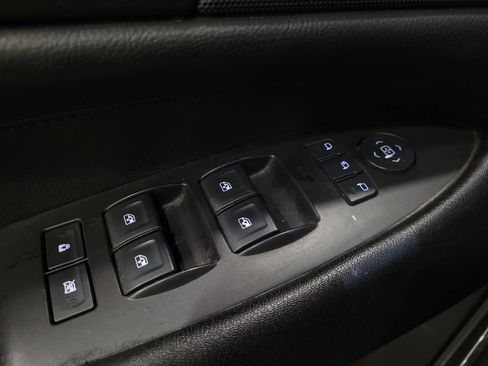 Used 2015 Cadillac Escalade ESV Luxury AWD/4WD image 27