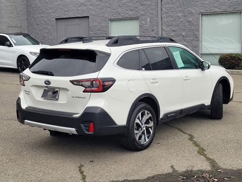 Used 2020 Subaru Outback Limited image 4