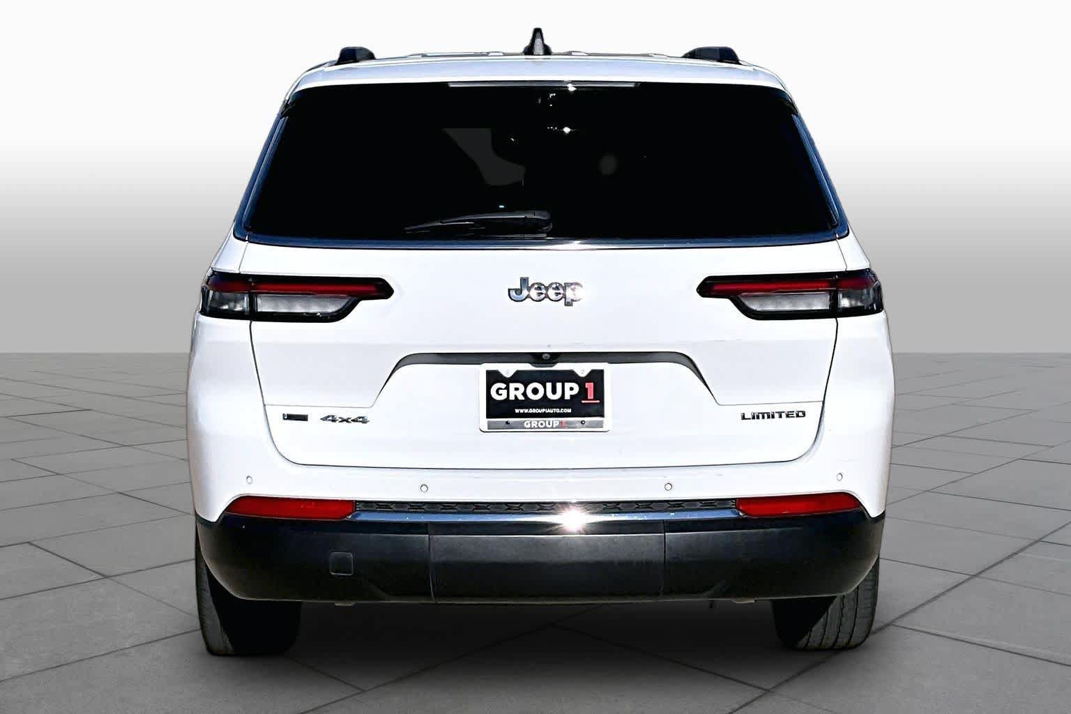 Used 2021 Jeep Grand Cherokee L Limited w/ Luxury Tech Group II AWD/4WD image 3