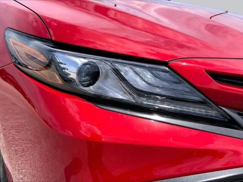 Used 2023 Toyota Camry XSE FWD image 27