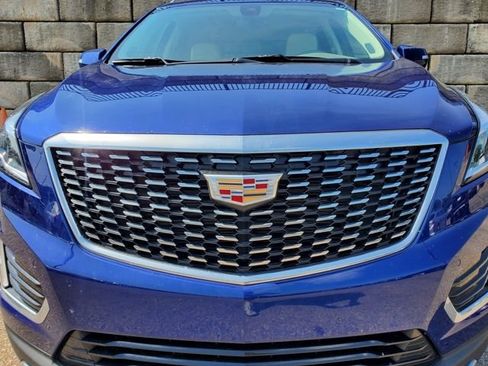 Used 2023 Cadillac XT5 Premium Luxury image 10