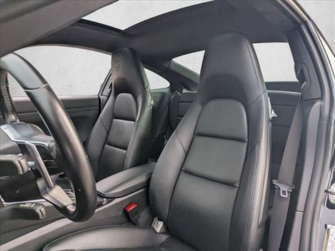 Used 2017 Porsche 911 Carrera image 5