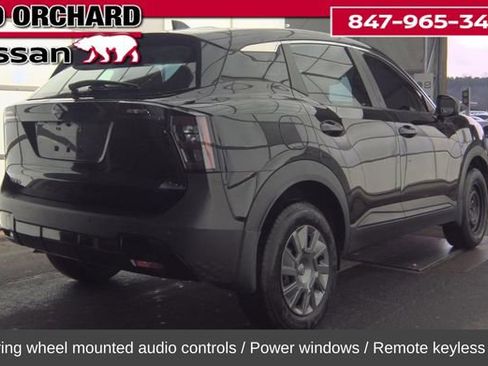 Used 2025 Nissan Kicks S image 5