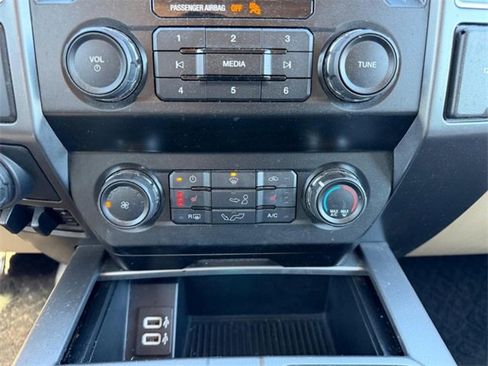 Used 2019 Ford F150 XLT w/ Equipment Group 302A Luxury image 13