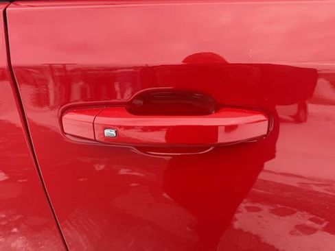 Used 2024 Chevrolet Silverado 1500 LT image 13