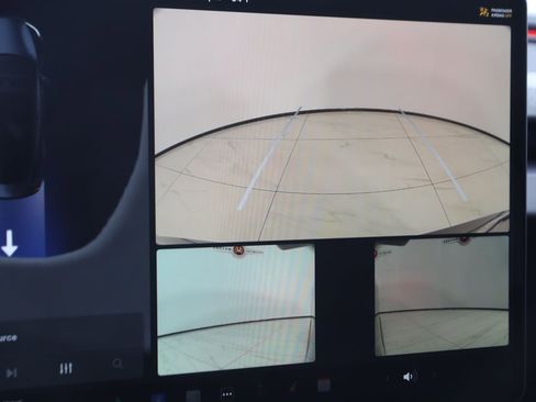 Used 2025 Tesla Model 3 Long Range image 11