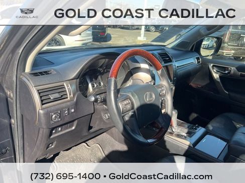 Used 2015 Lexus GX 460 image 17